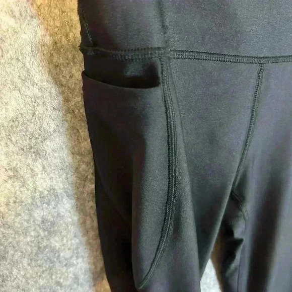 Under Armour Heat Gear Compression Leggings - Small - Picture 3 of 5